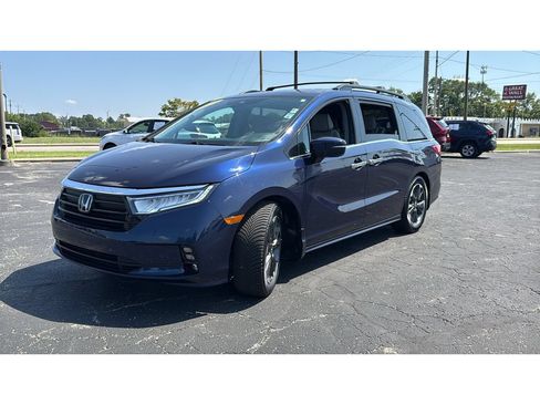 Used 2021 Honda Odyssey Elite image 3