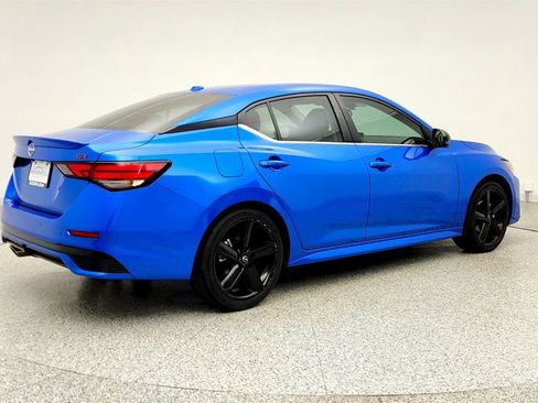 Used 2024 Nissan Sentra SR w/ SR Premium Package FWD image 5
