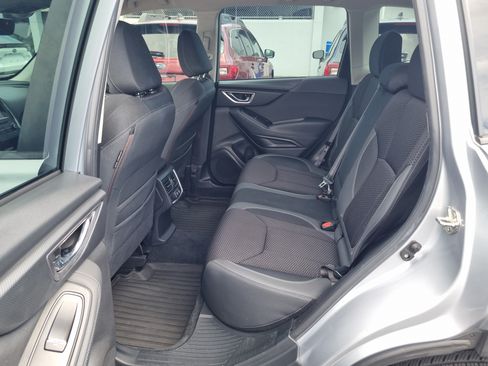 Used 2020 Subaru Forester Premium w/ Popular Package #1 AWD/4WD image 9