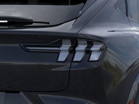 New 2025 Ford Mustang Mach-E GT AWD/4WD image 21