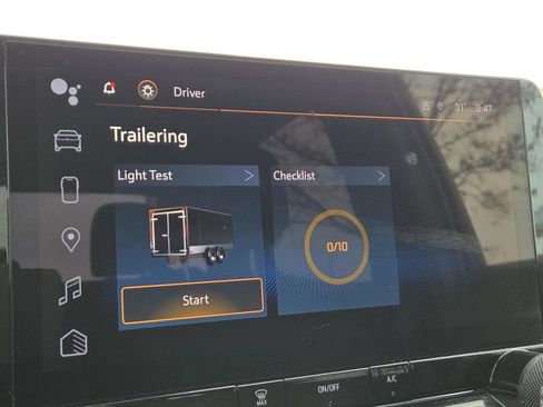 Used 2023 Chevrolet Colorado W/T image 5