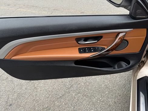 Used 2016 BMW 428i xDrive Convertible AWD/4WD image 26