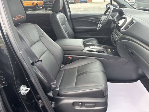 Used 2024 Honda Passport TrailSport image 28