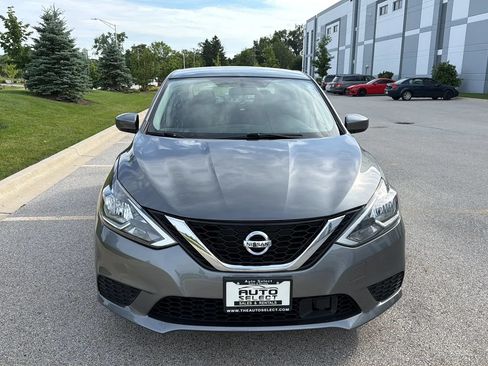 Used 2019 Nissan Sentra SV FWD image 2