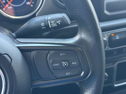 Used 2022 Jeep Wrangler Unlimited Sport AWD/4WD image 24