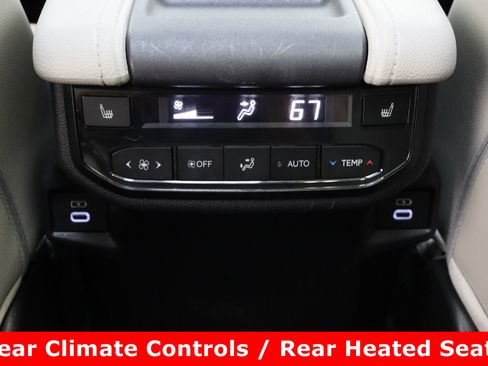 Certified 2024 Toyota Grand Highlander Limited image 30