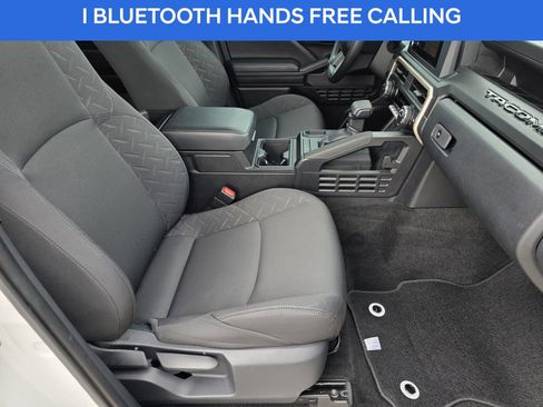 Used 2024 Toyota Tacoma SR image 12