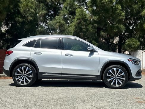 Certified 2023 Mercedes-Benz GLA 250 4MATIC image 4