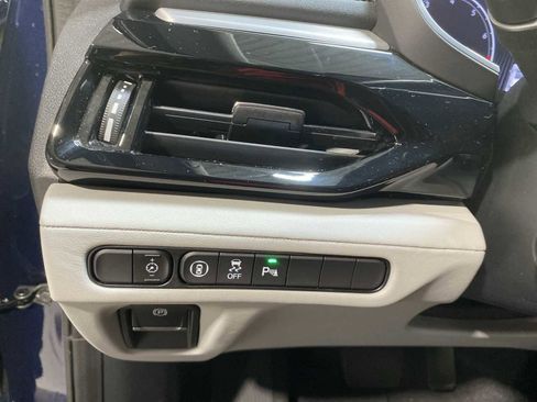 Used 2023 Acura MDX SH-AWD w/ Technology Package image 24