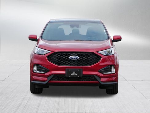 Used 2024 Ford Edge ST-Line w/ Class II Trailer Tow Package AWD/4WD image 2