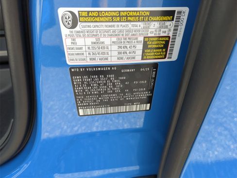 New 2025 Volkswagen ID. Buzz 1st Edition image 42