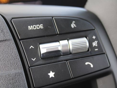 New 2026 Kia Sportage LX image 30