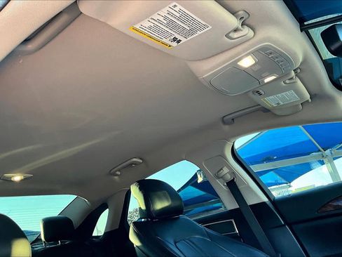 Used 2016 Lincoln MKZ Hybrid image 13