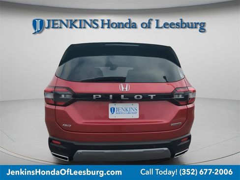 New 2026 Honda Pilot Touring image 5