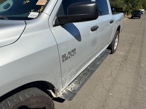 Used 2018 RAM 1500 ST AWD/4WD image 7