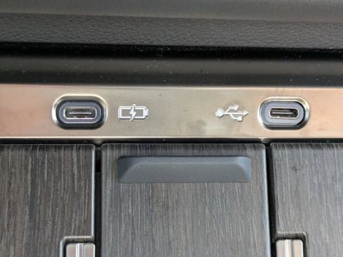 Used 2024 Lexus GX 550 w/ Accessory Package (Z1) AWD/4WD image 23