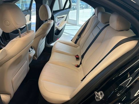 Used 2020 Mercedes-Benz E 350 Sedan image 41