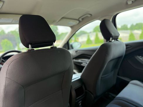 Used 2018 Ford Escape S FWD image 26