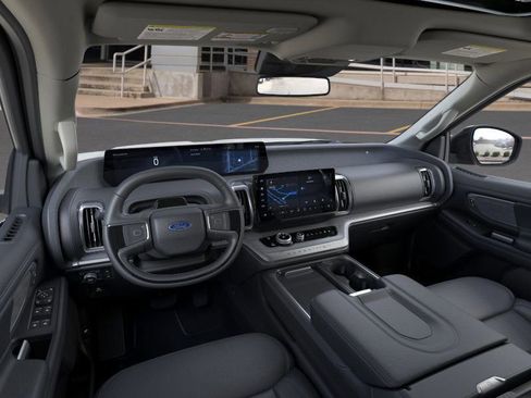 New 2025 Ford Expedition Max Platinum image 11