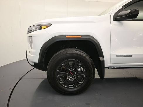 Used 2025 GMC Canyon Elevation w/ Convenience Package RWD image 9