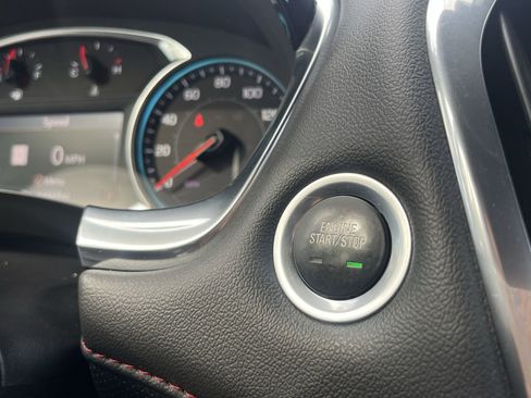 Certified 2023 Chevrolet Traverse RS image 17