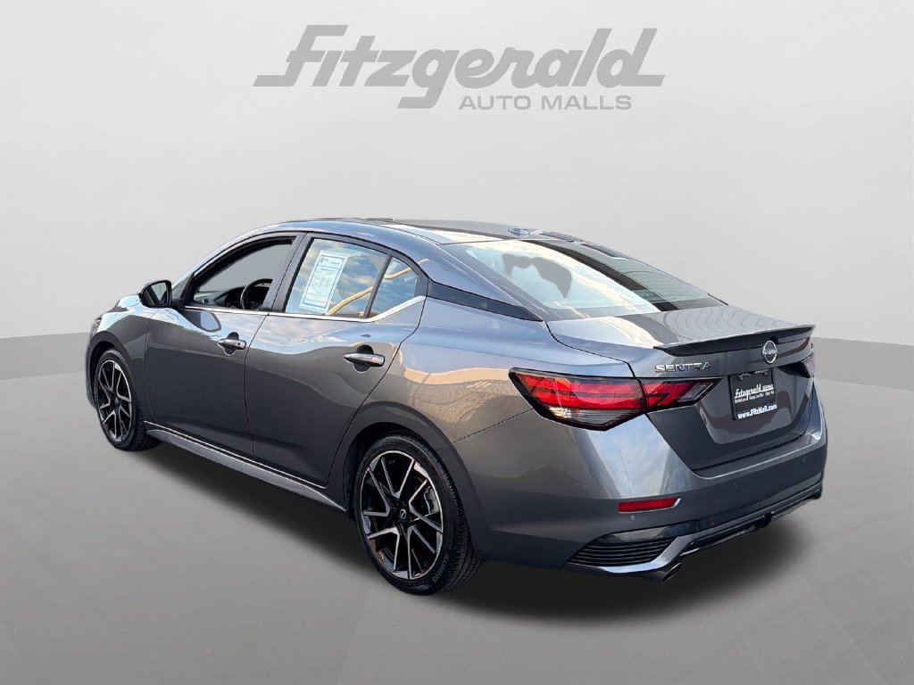 Used 2025 Nissan Sentra SR FWD image 5