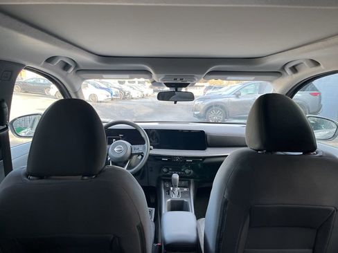 New 2026 Nissan Kicks SV AWD/4WD image 35
