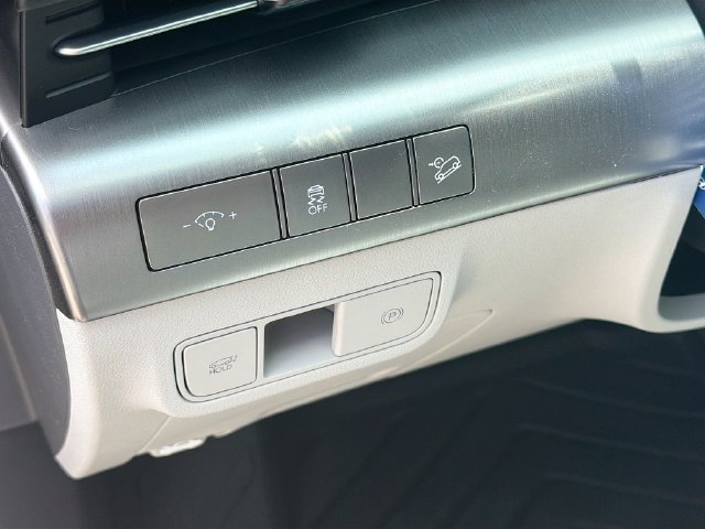 New 2026 Hyundai Kona Limited FWD image 10