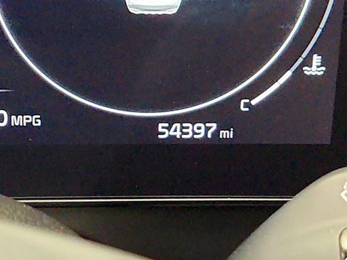 Used 2024 Kia Sportage SX FWD image 16