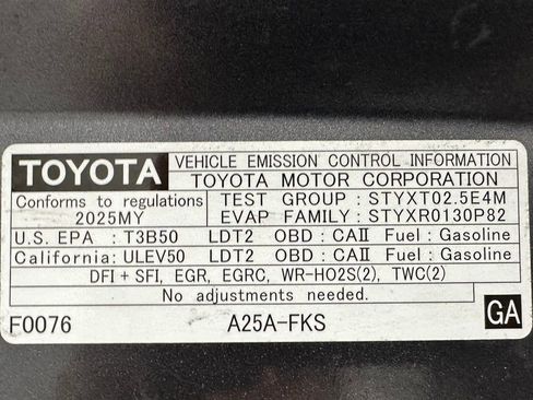 Used 2025 Toyota RAV4 XLE w/ Convenience Package image 66