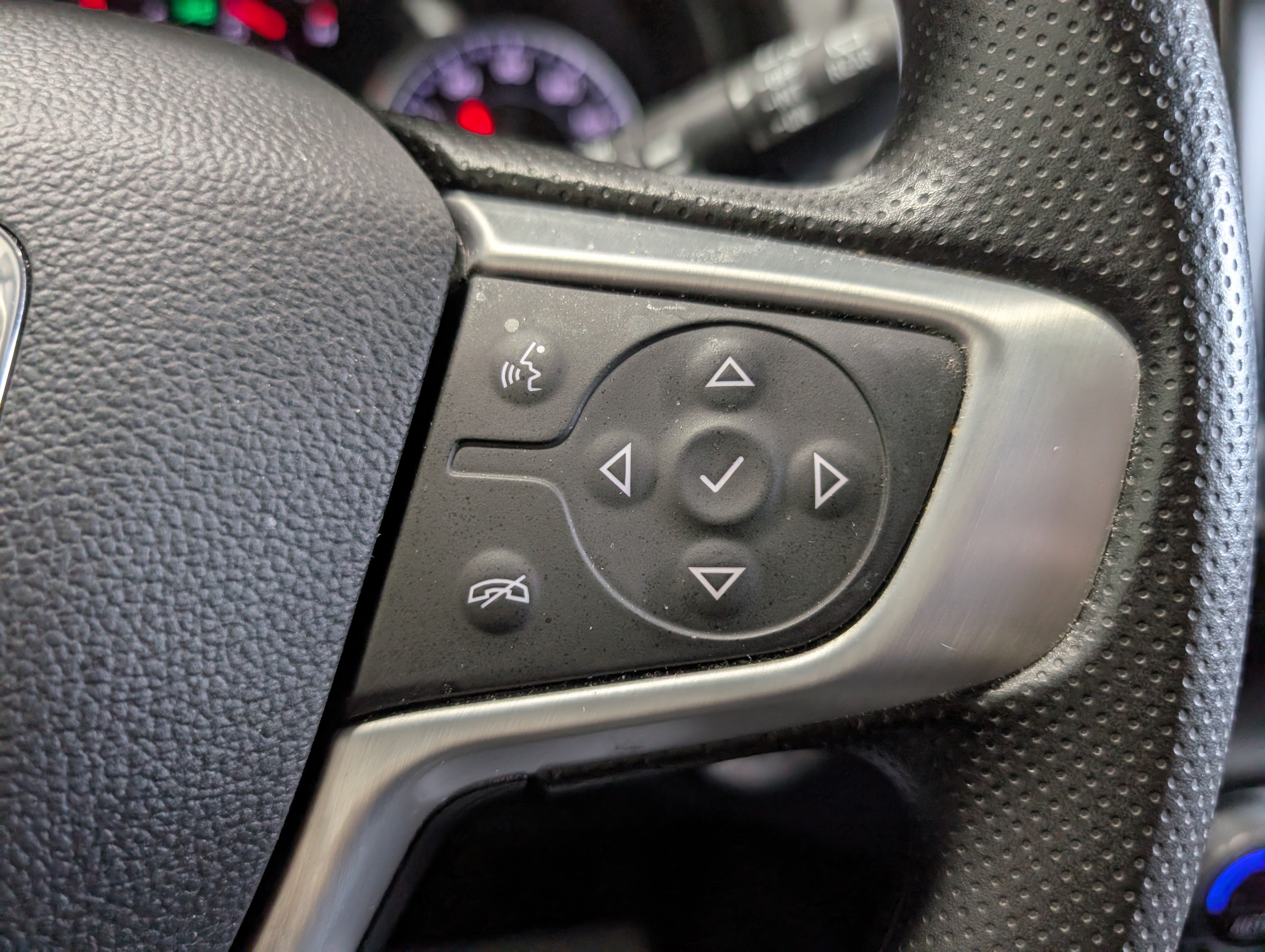 Used 2024 GMC Terrain SLE w/ Driver Convenience Package AWD/4WD image 21