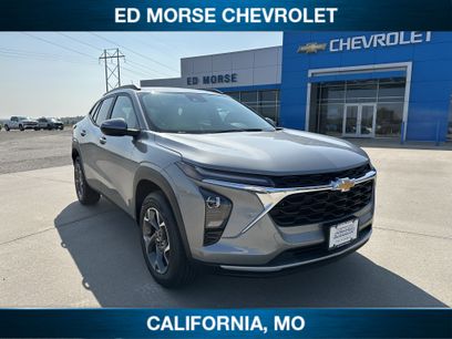 New 2025 Chevrolet Trax LT w/ Driver Confidence Package