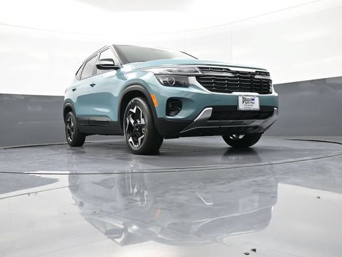 Certified 2025 Kia Seltos S AWD/4WD image 27