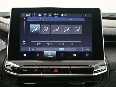 New 2026 Jeep Compass Latitude image 6