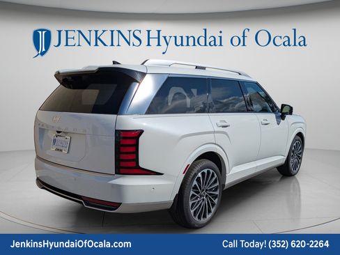 New 2026 Hyundai Palisade Calligraphy FWD image 3