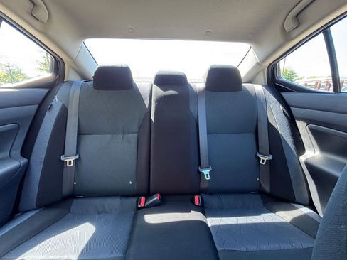 Used 2025 Nissan Versa SV FWD image 38