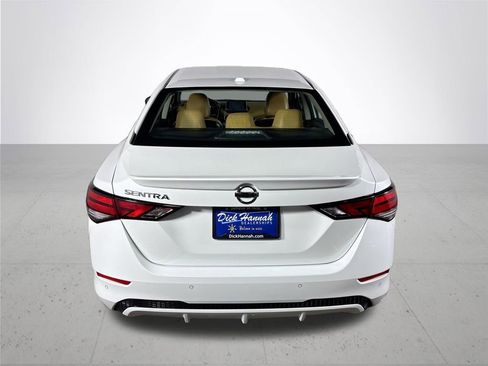 Used 2020 Nissan Sentra SV w/ SV Premium Package FWD image 7