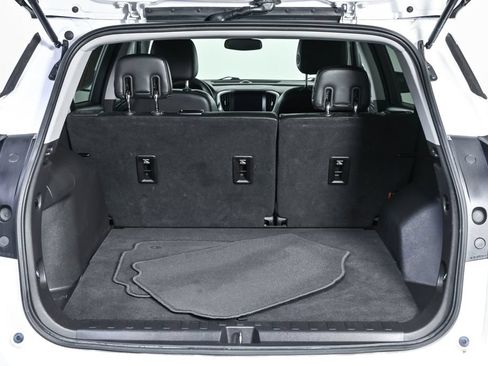 Used 2019 GMC Terrain SLT FWD image 28