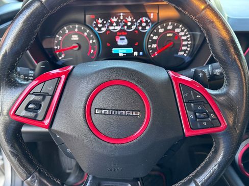 Used 2017 Chevrolet Camaro SS RWD image 16