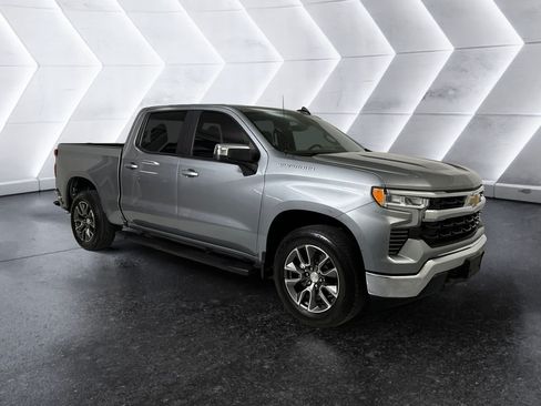 Used 2025 Chevrolet Silverado 1500 LT RWD image 1