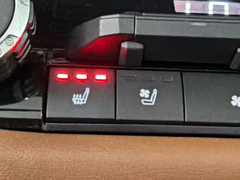 Used 2023 Toyota Tundra 1794 Edition image 31