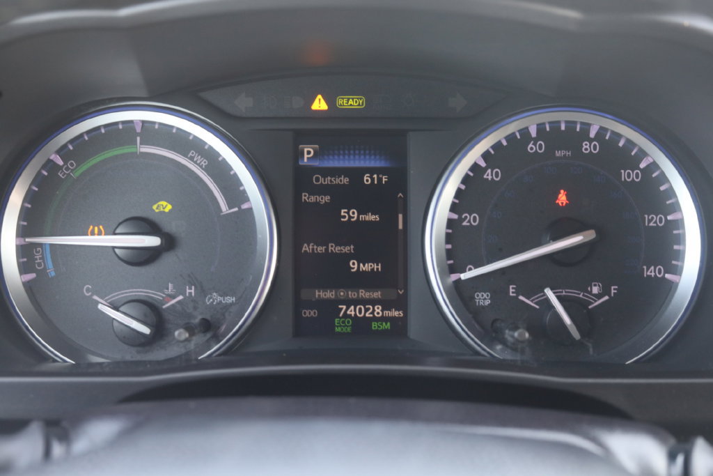 Used 2017 Toyota Highlander Limited AWD/4WD image 36