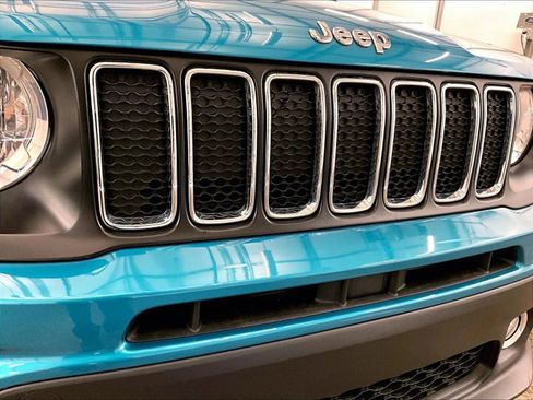 Used 2021 Jeep Renegade Latitude image 29