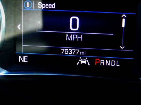 Used 2020 Chevrolet Equinox LT FWD image 24