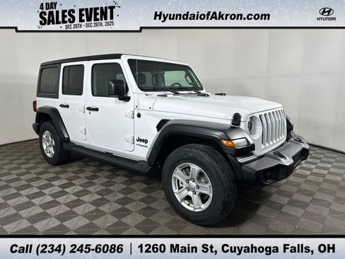 Used 2022 Jeep Wrangler Unlimited Sport image 1