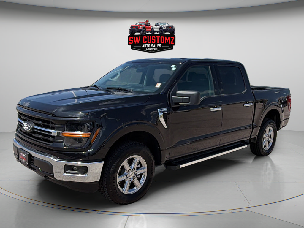 Used 2025 Ford F150 XLT w/ Equipment Group 301A Standard AWD/4WD image 3
