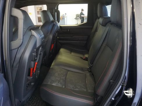 Used 2024 Toyota Tacoma TRD Pro AWD/4WD image 20