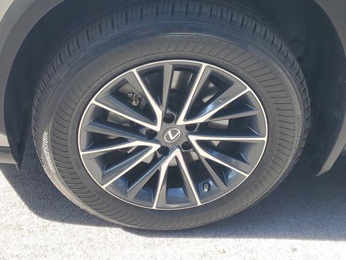 Used 2022 Lexus NX 250 FWD image 4