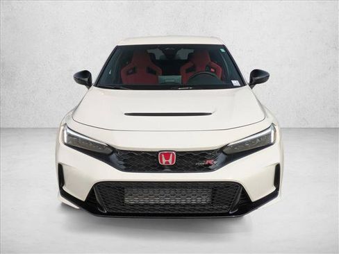 Used 2025 Honda Civic Type R image 2