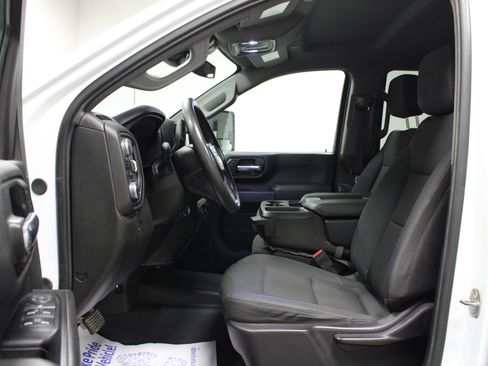 Used 2024 GMC Sierra 2500 Pro AWD/4WD image 12